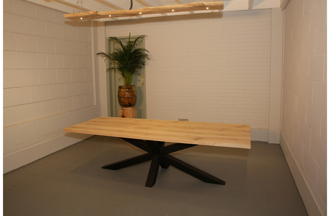 Rechte tafel eikenhout 260 x 100 cm | Matrix 200 cm onderstel