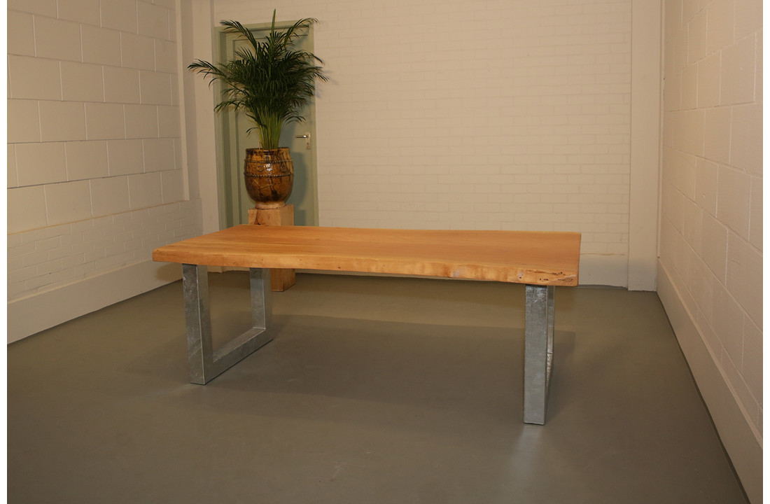 Boomstamtafel Beukenhout 220 x 95 cm | U-profiel onderstel gegalvaniseerd