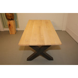 Eikenhouten eettafel 175 x 90 cm | X-profiel onderstel
