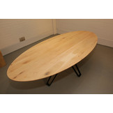 Ovale eikenhouten eettafel 260 x 120 cm | 3D matrix zwart