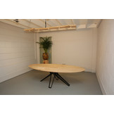 Ovale eikenhouten eettafel 260 x 120 cm | 3D matrix zwart