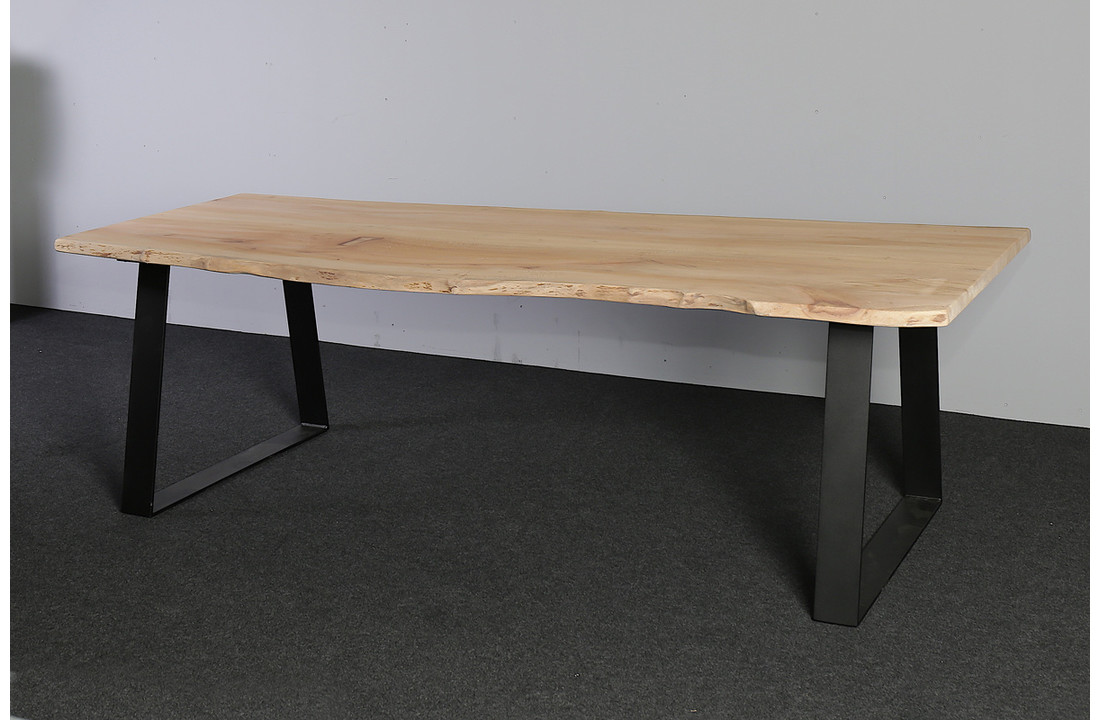 Boomstamtafel van Plataan 240 x 100 cm | Trapezium strip onderstel zwart