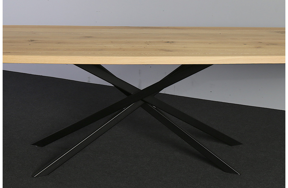 Eettafel eikenhout 245 x 100 cm | Mikado onderstel zwart