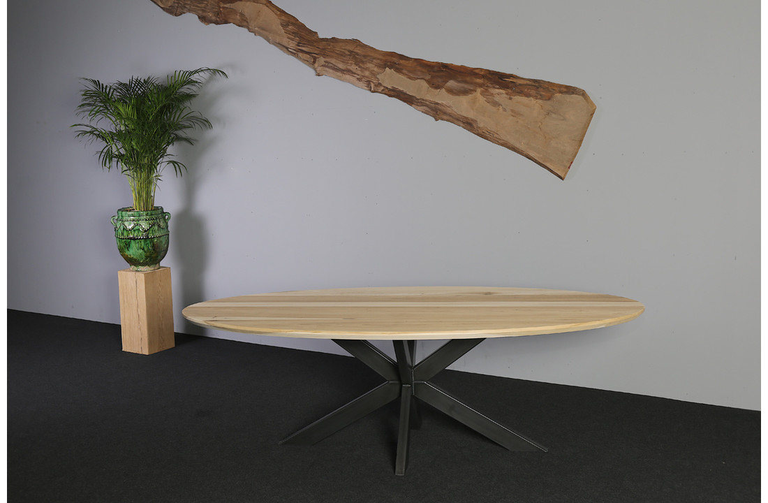 Ovale magnoliahouten eettafel 240 x 120 cm | Matrix onderstel