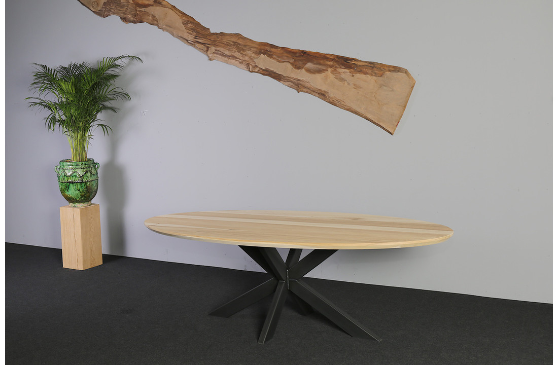 Ovale magnoliahouten eettafel 240 x 120 cm | Matrix onderstel