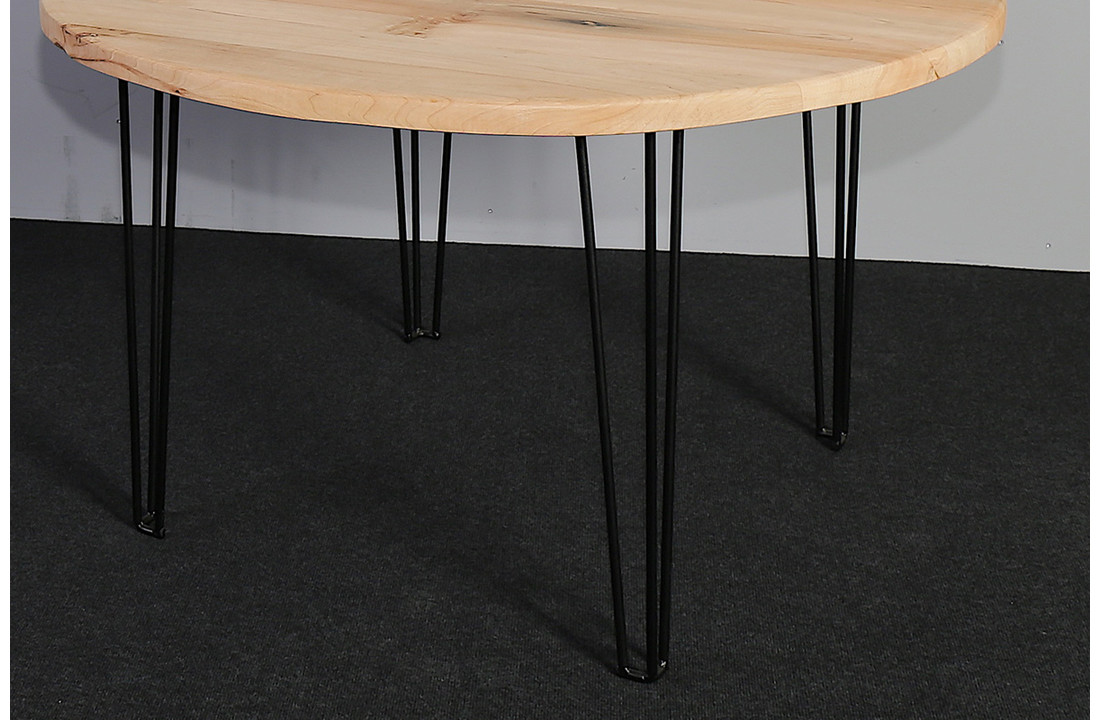 Ronde eettafel Ø 130 cm van vleugelnoot | 4 x pin poot zwart