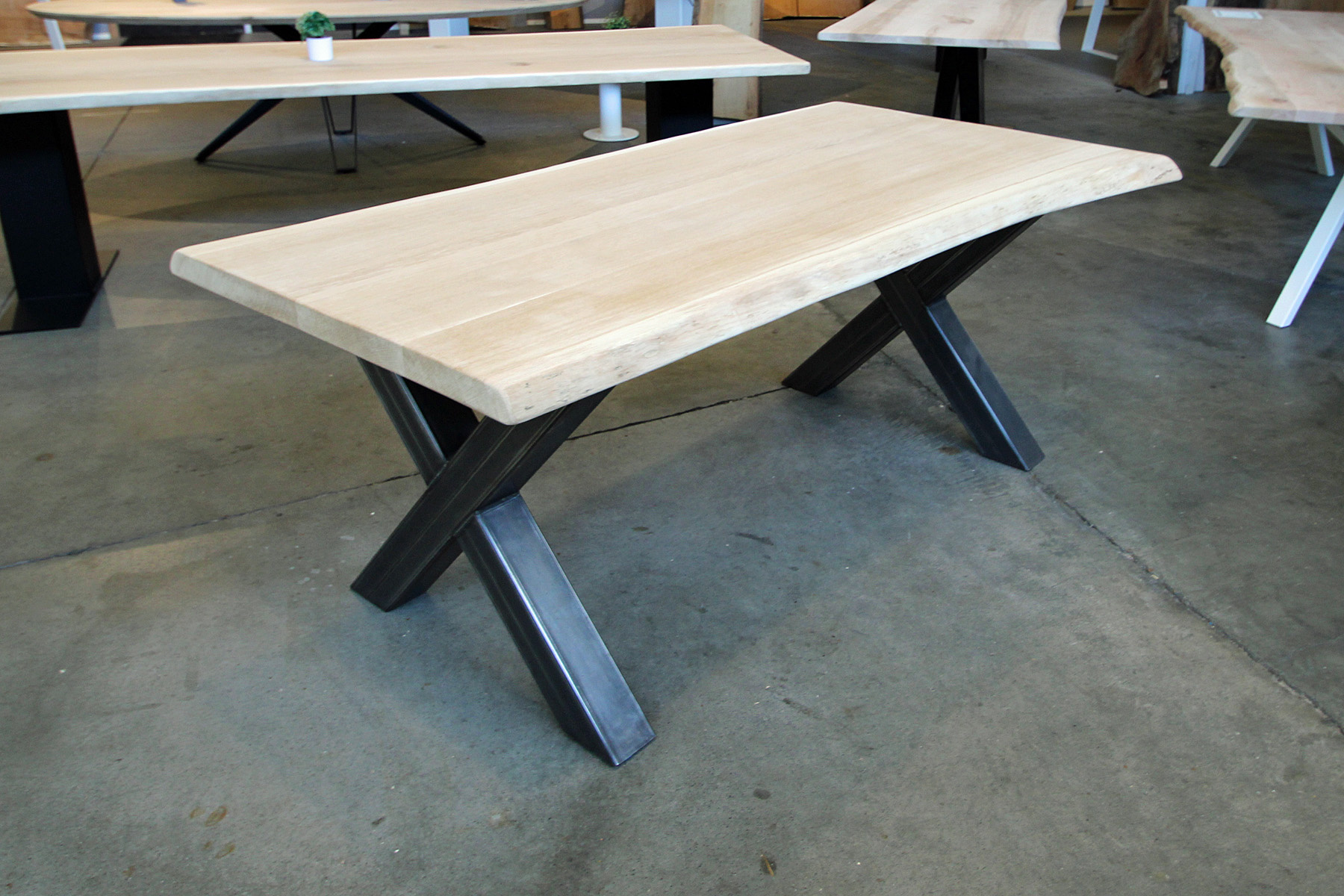 Boomstamtafel eikenhout 185 x 90 cm | Onderstel X-profiel
