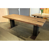 Buitentafel hardhout 240 x 95 x 7 cm | Kolompoot 22 x 22 cm
