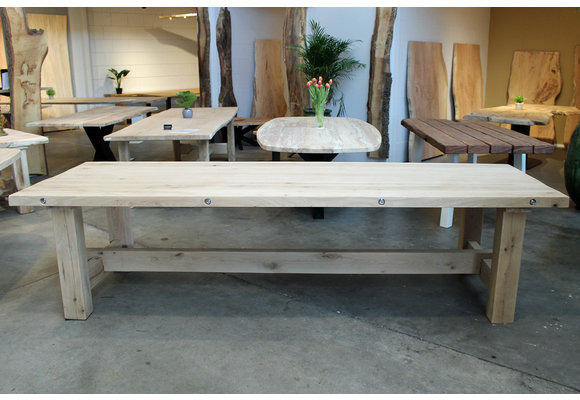 Buitentafel eikenhout 300 x 100 x 6  cm