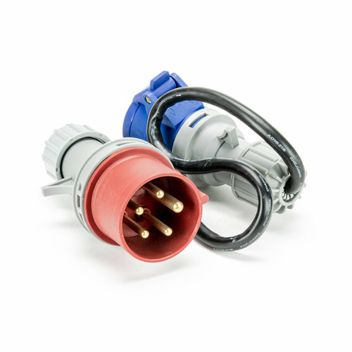 Soolutions CEE red 16A (male) to CEE blue 16A (female)