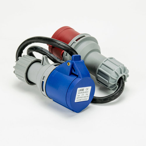 Soolutions rouge CEE 16A (mâle) au bleu CEE 16A (femelle)
