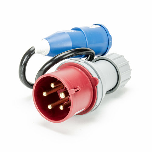 Soolutions rouge CEE 32A (mâle) au Schuko (femelle)