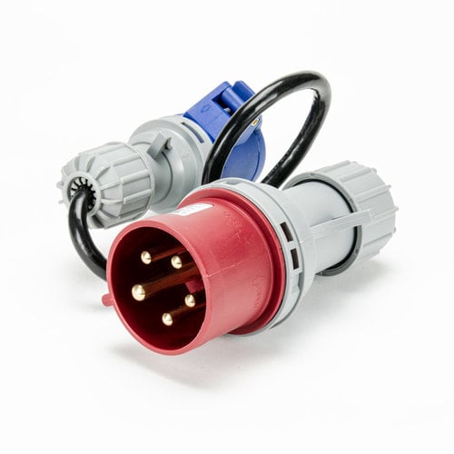 Soolutions rouge CEE 32A (mâle) au bleu CEE 16A (femelle)