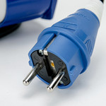 Soolutions Normale stekker (Schuko) naar Blauwe CEE 1 fase 16A - Kabeladapter