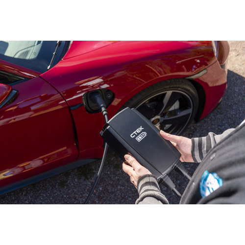 CTEK Njord GO Typ2 auf CEE rot Tragbares Ladegerät | 16A, 3 Phasen | 6,5m