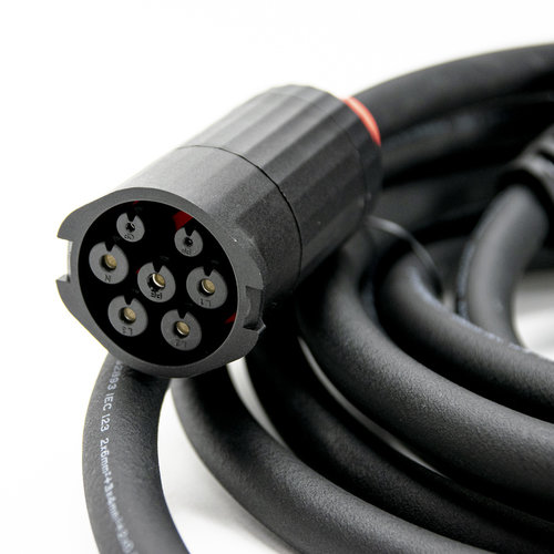 Besen Draagbare EV reislader Type 2 (inclusief 5 adapters en tas)