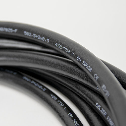 Metron Type 2 draagbare oplader voor rode CEE - 16A 3 fase | 7m zwart