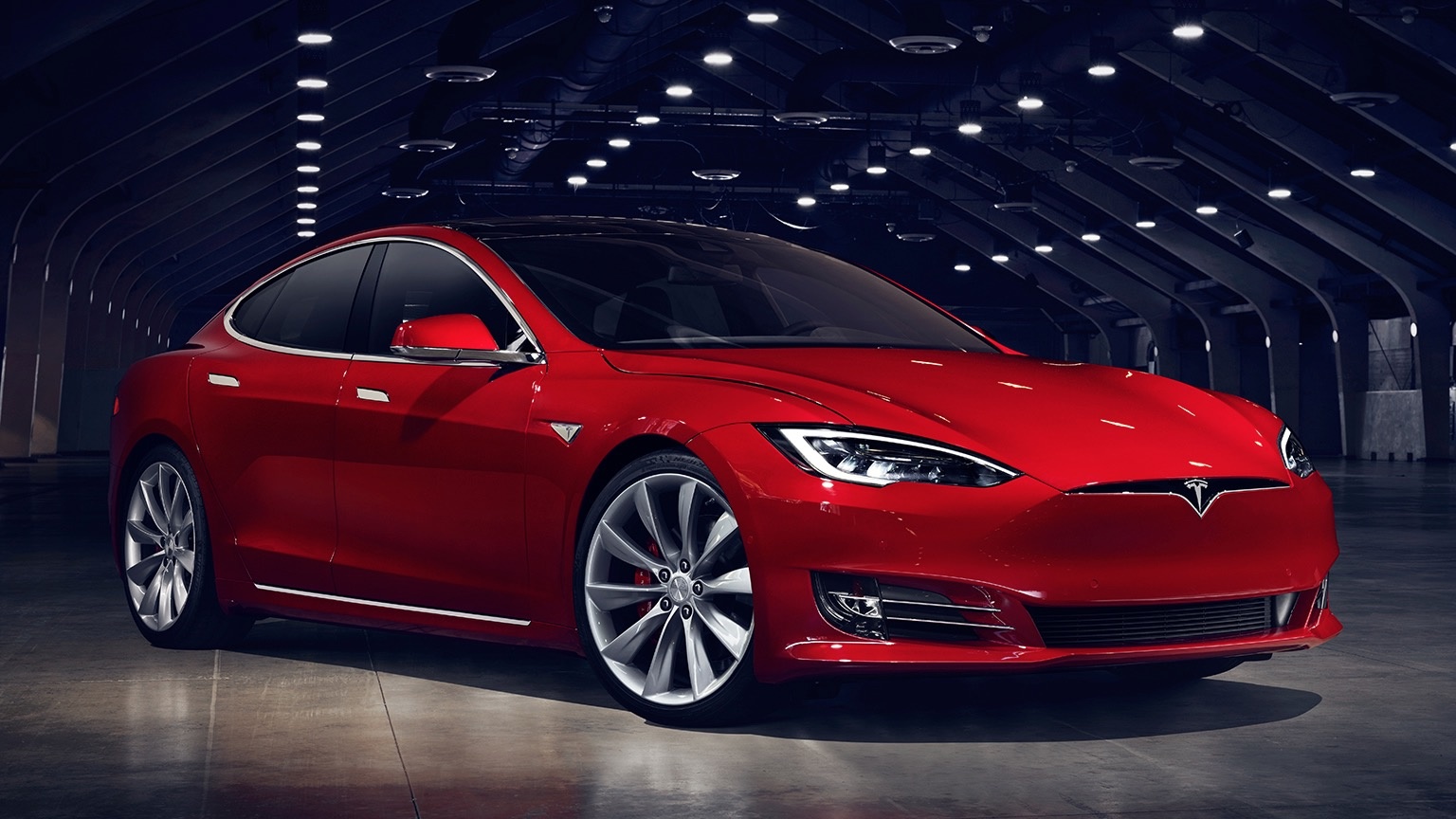 Sélection de 3 produits indispensables pour votre Tesla