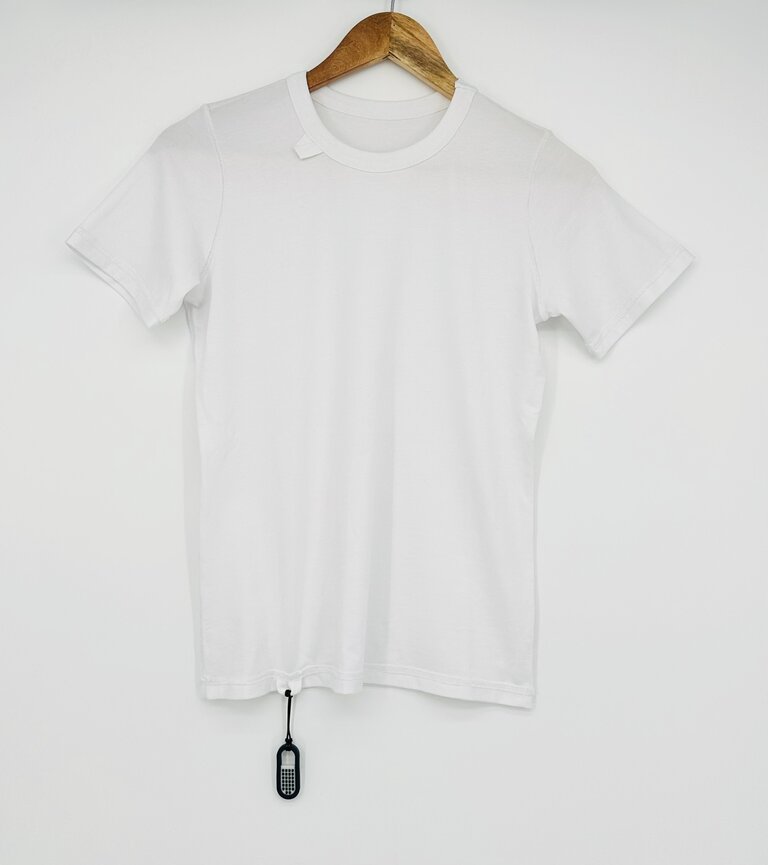 SAM Super soft seamless T-SHIRT  |  white  - Personalize with chewy fidget