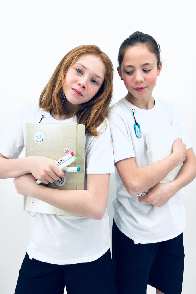 SAM T-SHIRT  |  blanc  sans couture super doux - Personnalisez avec un fidget chewy