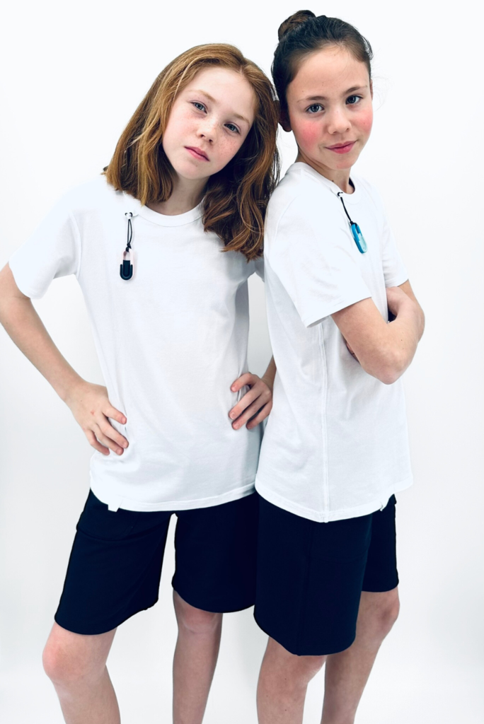 SAM SET DEAL: Ultra zacht T-SHIRT & SHORTS | KORTE BROEK. Sensory-friendly zonder kriebelende naden en labels!