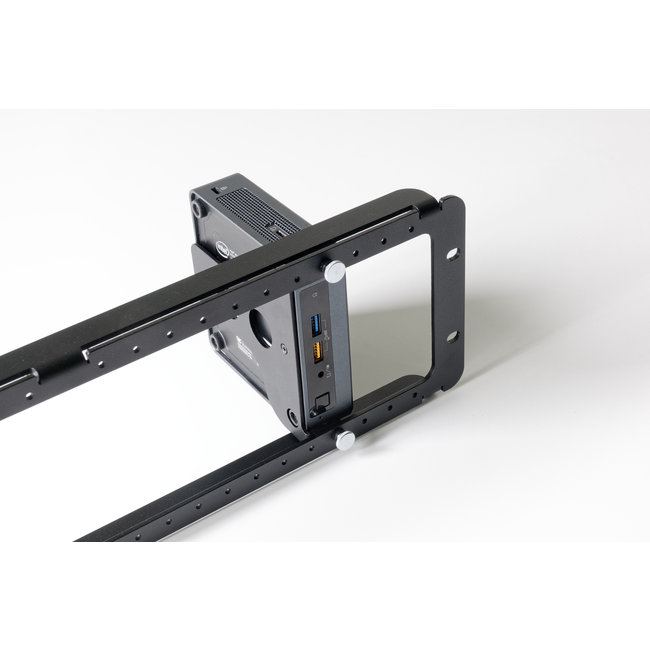 NUC 19inch mounting plate for 1 NUC (NUC8-13)