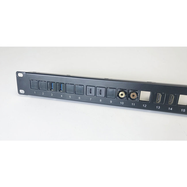 24 slots 1U 19 inch panel for 24x inserts/connectors (USB, LAN, HDMI, mini DisplayPort, Audio) , incl. 24 blank covers