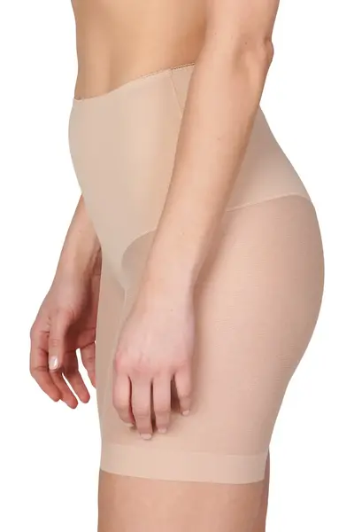 J&C korte legging tegen schurende bovenbenen - Verkoelend broekje voor onder jurk J&C korte legging tegen schurende bovenbenen - Verkoelend broekje voor onder jurk