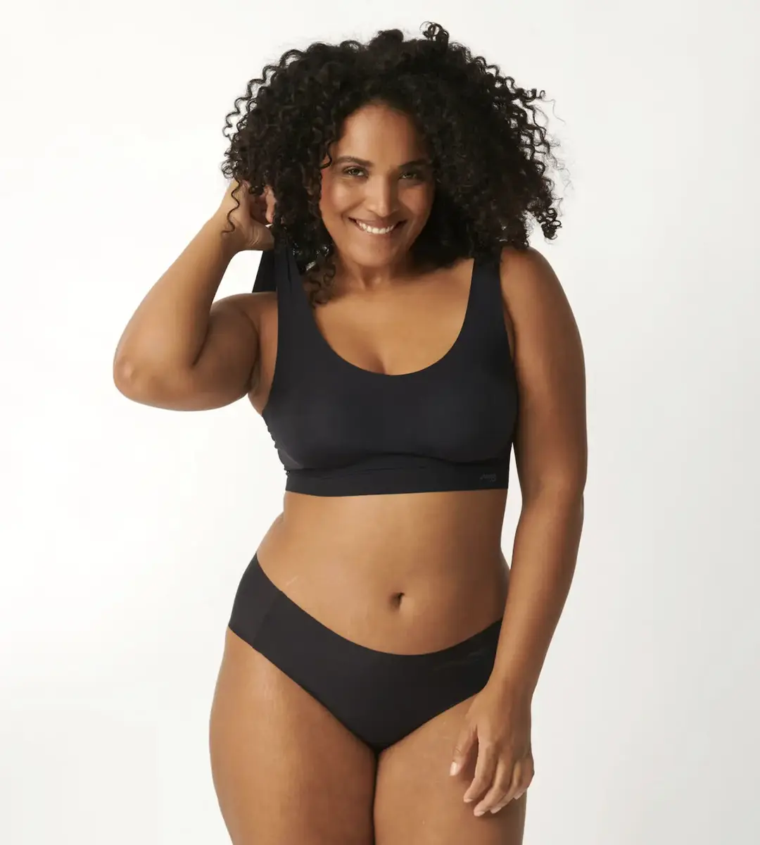 Sloggi Zero Feel Top met vulling - naadloze bh zonder sluiting - Comfort bh Sloggi Zero Feel Top met vulling - naadloze bh zonder sluiting - Comfort bh