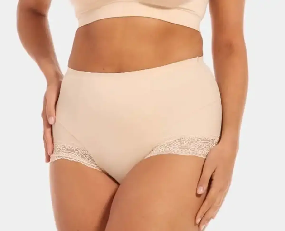 Magic buik corrigerende slip met kant - Tummy Squeezer - Shapewear voor je buik - Naadloos Magic buik corrigerende slip met kant - Tummy Squeezer - Shapewear voor je buik - Naadloos