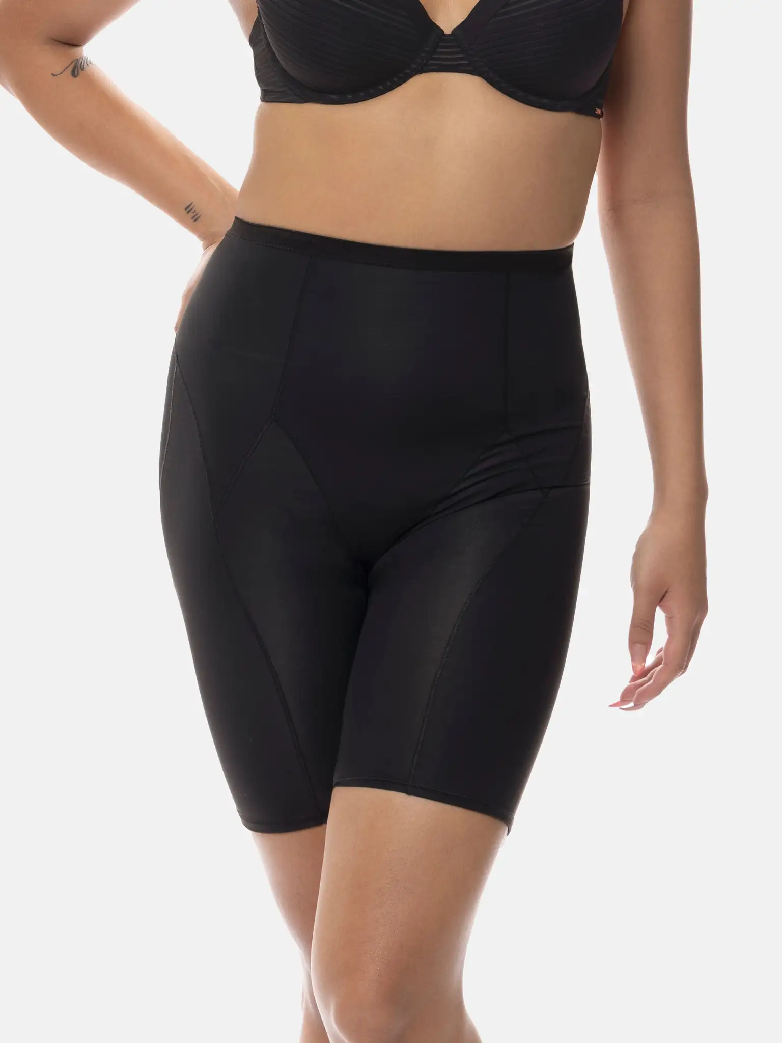 Dorina Corrigerende short lange pijpjes - Medium control - Shapewear boxershort - Anti slip rand
