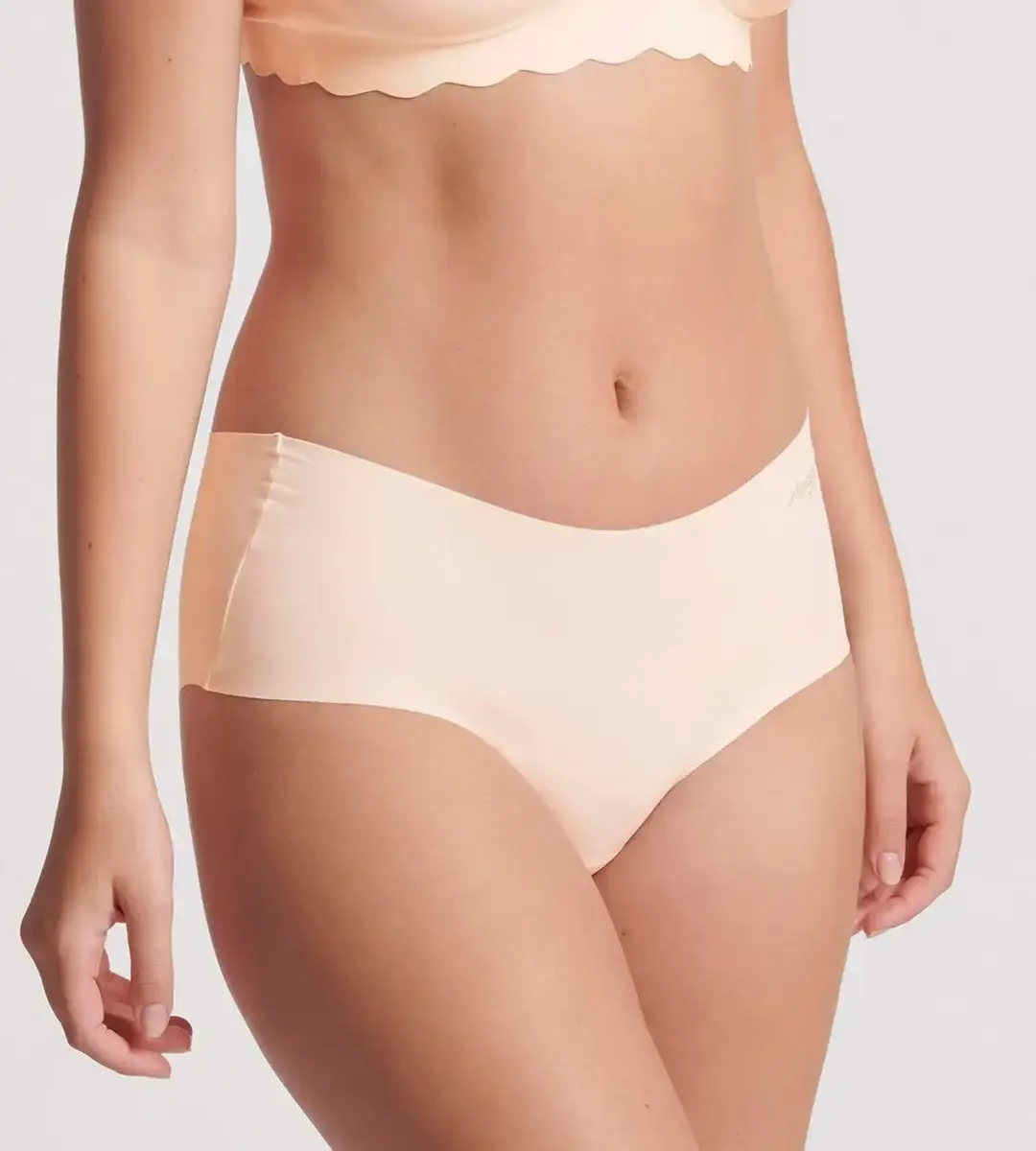 Sloggi dames Zero short Invisible - microfiber 2.0 - Onzichtbare naadloze boxershort - Katoenen kruisje Sloggi dames Zero short Invisible - microfiber 2.0 - Onzichtbare naadloze boxershort - Katoenen kruisje