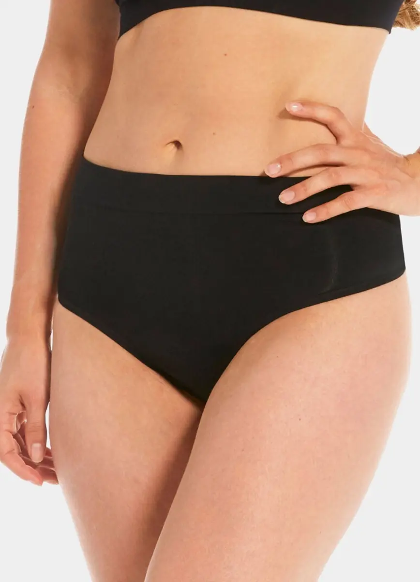 Magic hoge corrigerende string - comfort Thong - Shapewear buik corrigerende string Magic hoge corrigerende string - comfort Thong - Shapewear buik corrigerende string