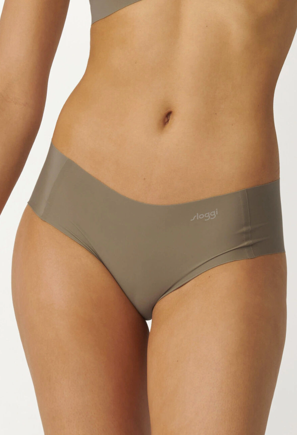 Sloggi Zero Feel hipster EX - naadloos - Microfiber dames ondergoed huidskleur