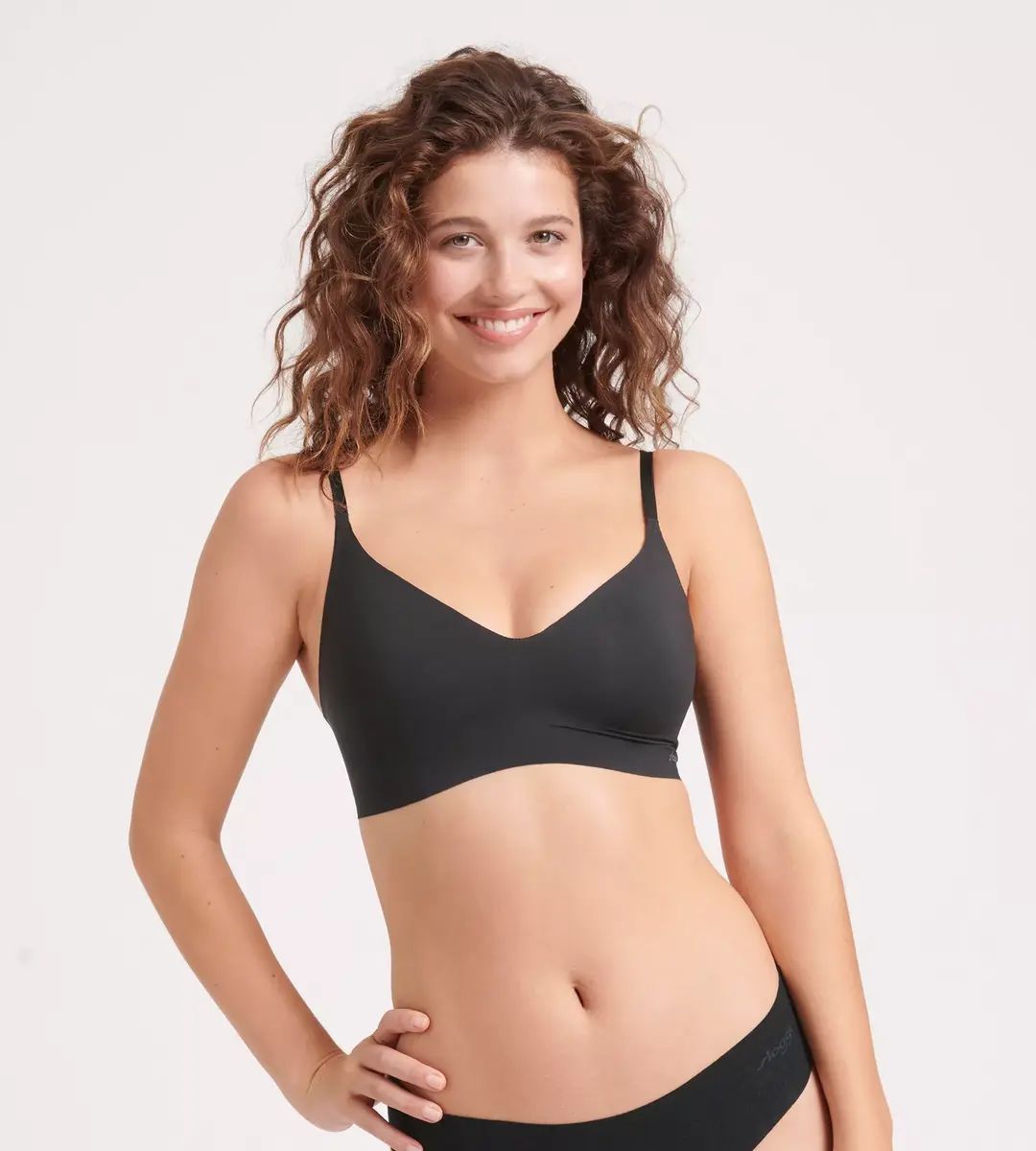 Sloggi Zero Bralette padded 2.0 - naadloze BH - Comfortabele BH Top - Schijnt niet door - onzichtbaar top met vulling Sloggi Zero Bralette padded 2.0 - naadloze BH - Comfortabele BH Top - Schijnt niet door - onzichtbaar top met vulling