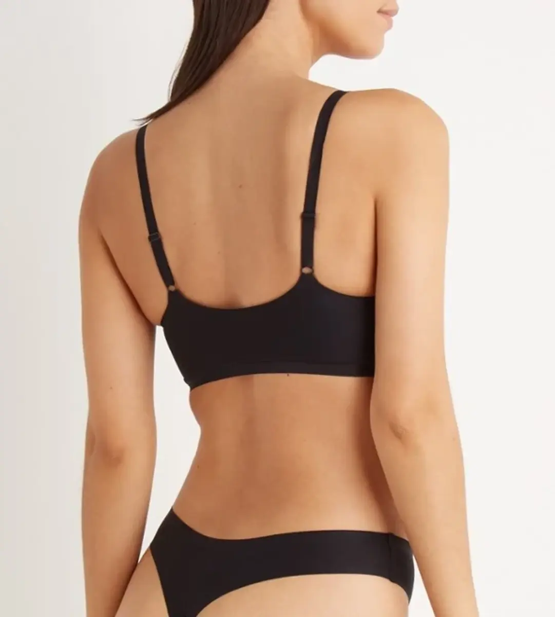 Chantelle bralette met vulling - Soft Stretch - Padded Bralette - Naadloze bh Top met spaghetti bandjes Chantelle bralette met vulling - Soft Stretch - Padded Bralette - Naadloze bh Top met spaghetti bandjes