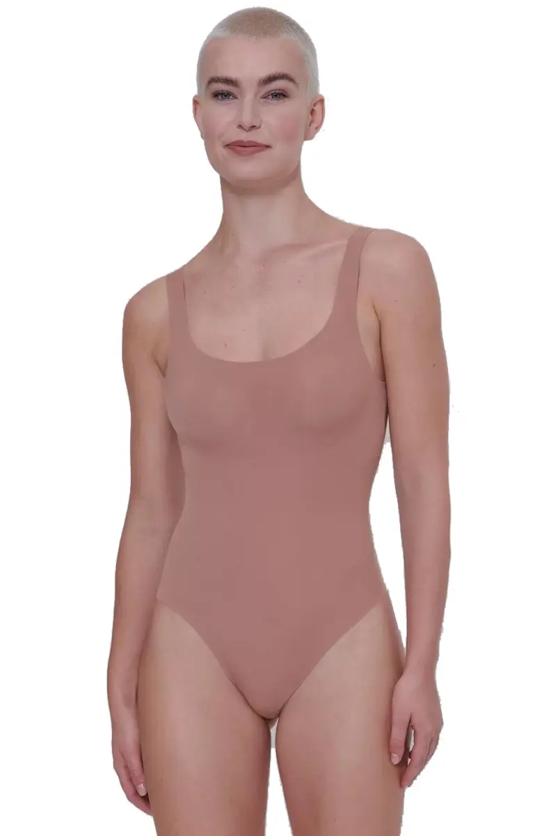 Sloggi Zero feel body 2.0 naadloos - Invisible body dames - Onzichtbare bodysuit zonder mouwen - Brede bandjes Sloggi Zero feel body 2.0 naadloos - Invisible body dames - Onzichtbare bodysuit zonder mouwen - Brede bandjes