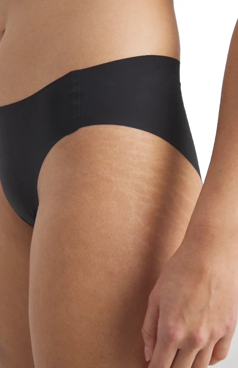 Sloggi Zero Feel High Leg slip 2.0 - Invisible - Hoog naadloze opgesneden Rio slip - Onzichtbaar - Sluit mooi aan - Dames onderbroek Sloggi Zero Feel High Leg slip 2.0 - Invisible - Hoog naadloze opgesneden Rio slip - Onzichtbaar - Sluit mooi aan - Dames onderbroek