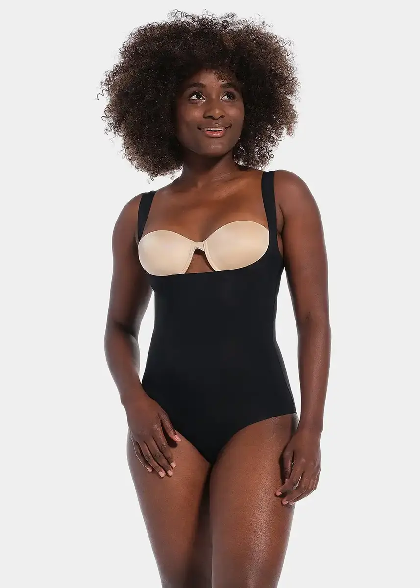 Magic sterk corrigerende naadloze body - Bodybriefer - Correctie Shapewear body zwart Magic sterk corrigerende naadloze body - Bodybriefer - Correctie Shapewear body zwart