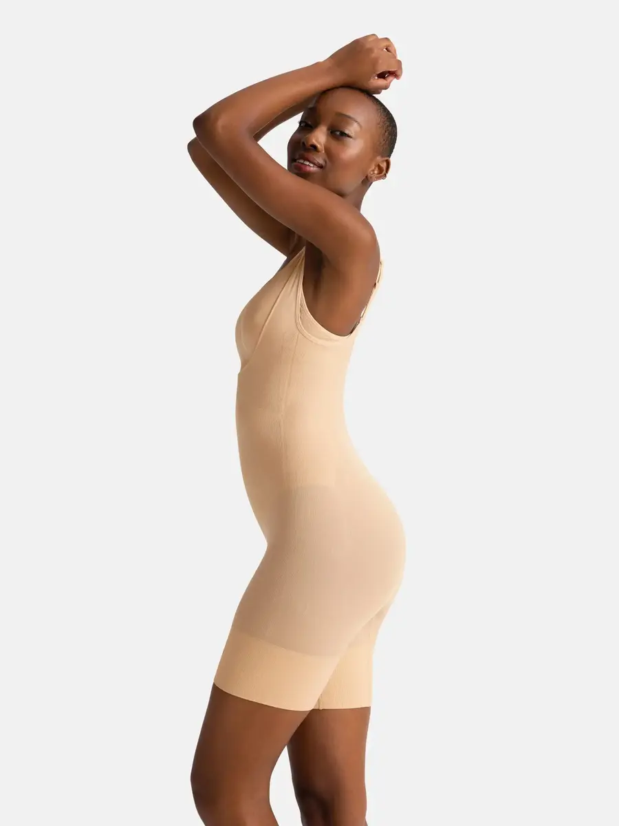 Dorina corrigerende body met pijpjes naadloos - Absolute Sculpt - Naadloos shapewear bodysuit - Buik, taille en benen corrigerend Dorina corrigerende body met pijpjes naadloos - Absolute Sculpt - Naadloos shapewear bodysuit - Buik, taille en benen corrigerend