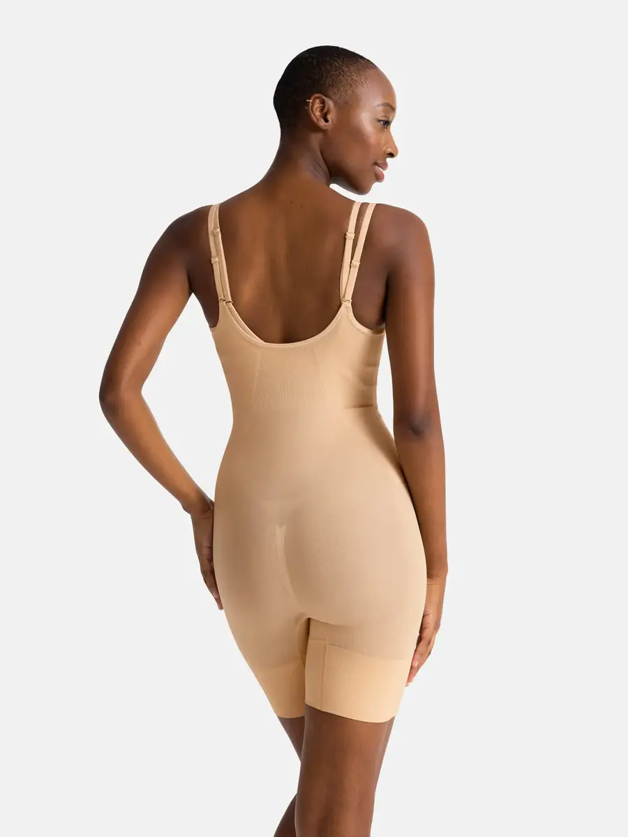 Dorina corrigerende body met pijpjes naadloos - Absolute Sculpt - Naadloos shapewear bodysuit - Buik, taille en benen corrigerend Dorina corrigerende body met pijpjes naadloos - Absolute Sculpt - Naadloos shapewear bodysuit - Buik, taille en benen corrigerend