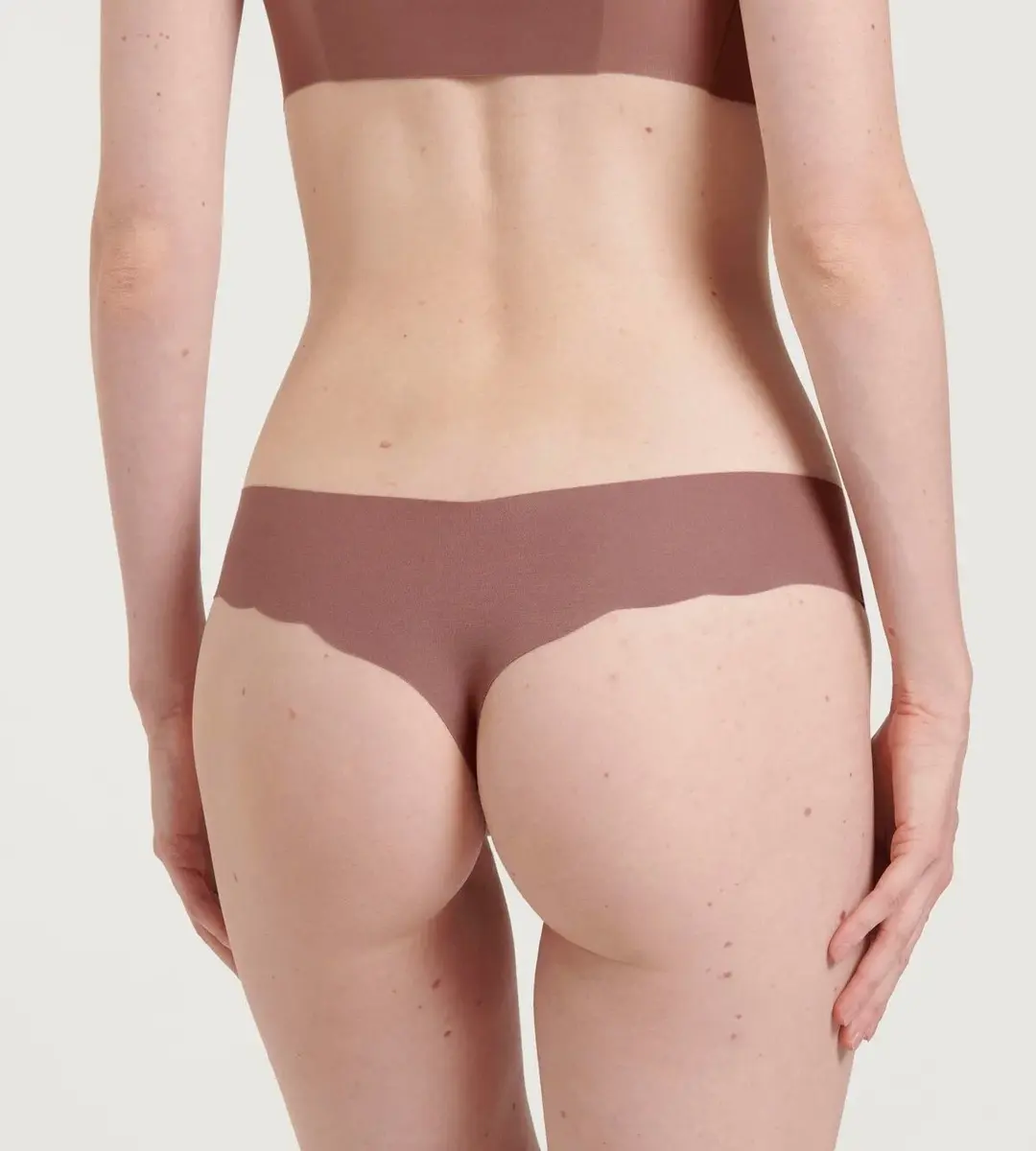 Sloggi dames Zero Invisible hipstring Modal 2.0 - Naadloze dames string - katoenen kruisje Sloggi dames Zero Invisible hipstring Modal 2.0 - Naadloze dames string - katoenen kruisje