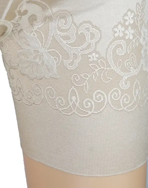 J&C corrigerende dames boxershort met kant - Shapewear kanten short J&C corrigerende dames boxershort met kant - Shapewear kanten short