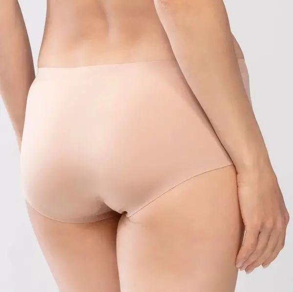 Mey Naadloze dames hipster - Illusion - Onzichtbare dames onderbroek die niet doorschijnt - Invisible Mey Naadloze dames hipster - Illusion - Onzichtbare dames onderbroek die niet doorschijnt - Invisible