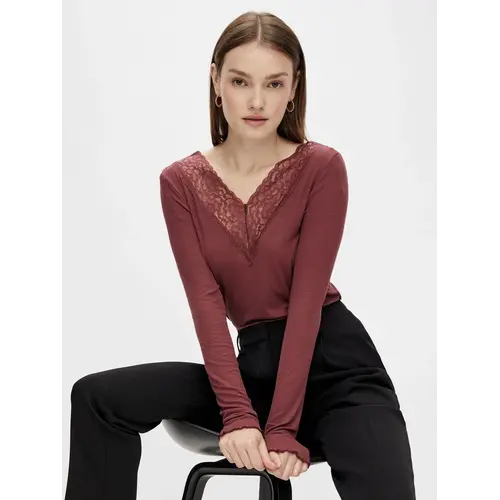 Pieces dames shirt Kant lange mouw - Siri Pieces dames shirt Kant lange mouw - Siri