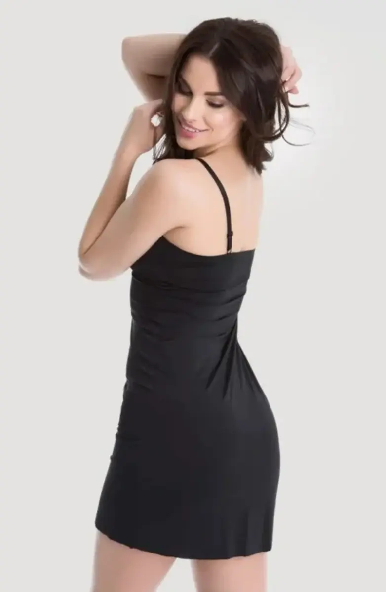 Julimex onderjurk, Halka soft & smooth - Gladde onderjurk met smalle bandjes Julimex onderjurk, Halka soft & smooth - Gladde onderjurk met smalle bandjes