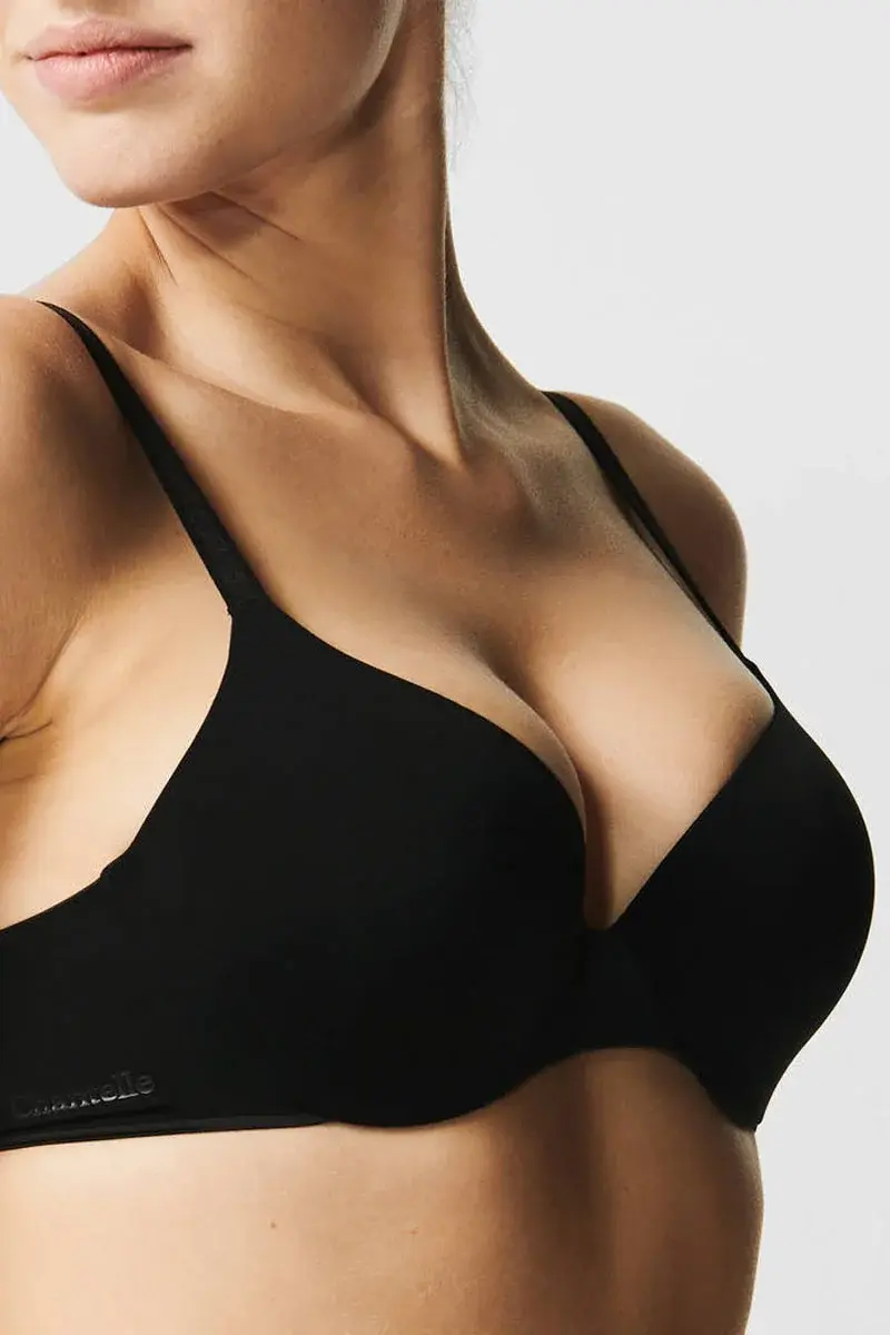 Chantelle - Push up BH - Essential Extra - Maximizer push up bh - T-shirt bh - Schijnt niet door Chantelle - Push up BH - Essential Extra - Maximizer push up bh - T-shirt bh - Schijnt niet door