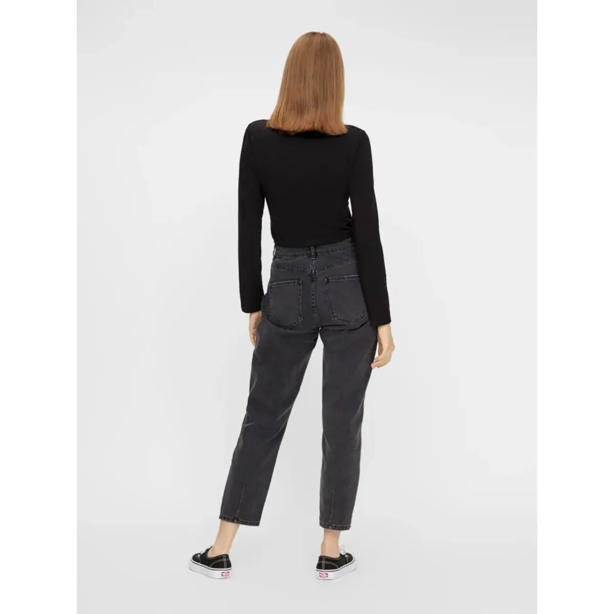 Pieces dames ondershirt lange mouw - Long Tee - Katoenen T-shirt lange mouwen - Wit - Zwart Pieces dames ondershirt lange mouw - Long Tee - Katoenen T-shirt lange mouwen - Wit - Zwart