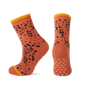 Basset Homepads Antislip sokken 1 paar Caramel - Grip sokken - Huissokken Basset Homepads Antislip sokken 1 paar Caramel - Grip sokken - Huissokken