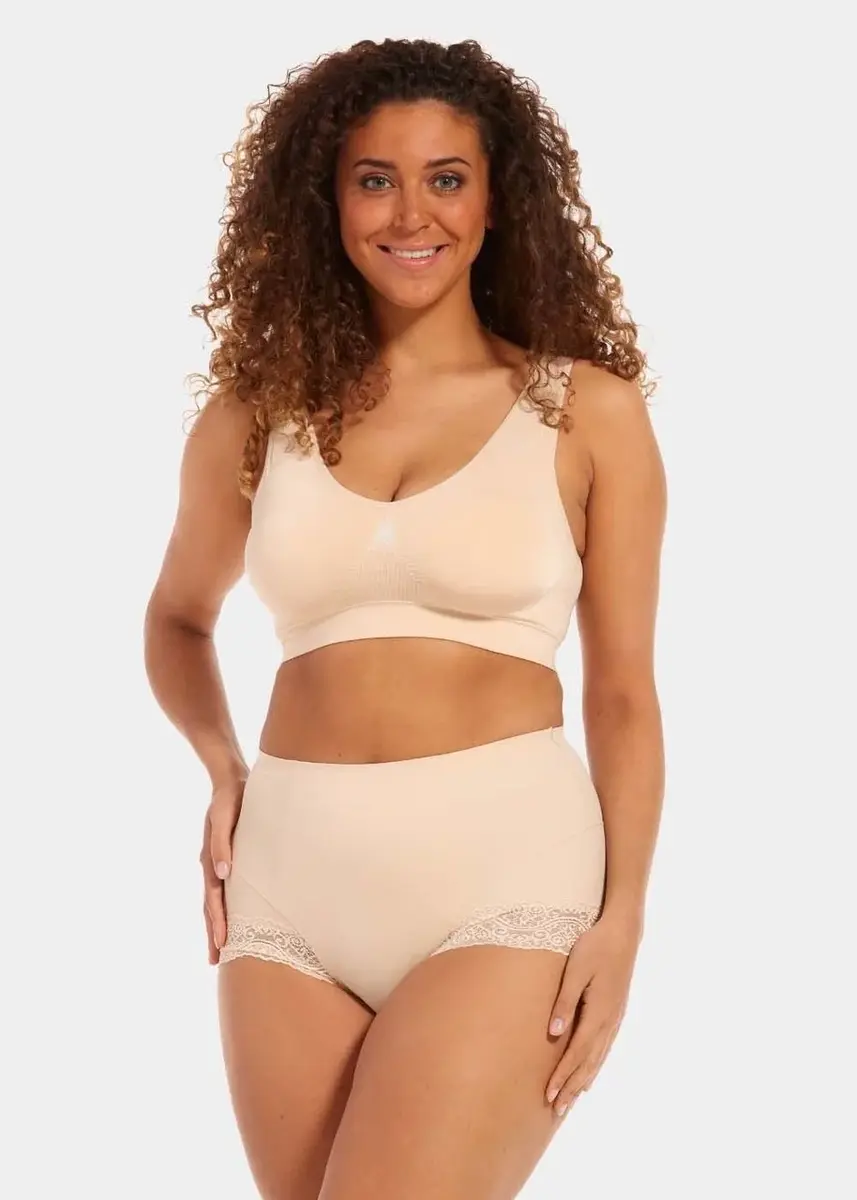 Magic buik corrigerende slip met kant - Tummy Squeezer - Shapewear voor je buik - Naadloos Magic buik corrigerende slip met kant - Tummy Squeezer - Shapewear voor je buik - Naadloos